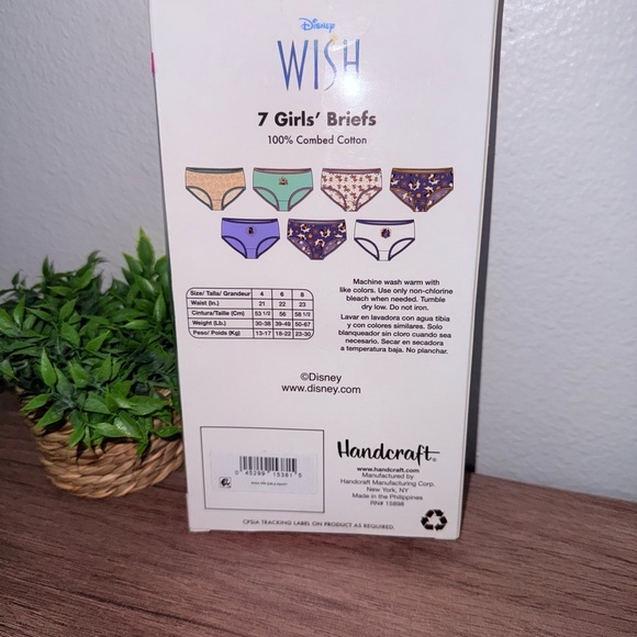 Disney Wish Girls' Briefs Set - Colorful Designs Size 4 - Picture 2 of 2